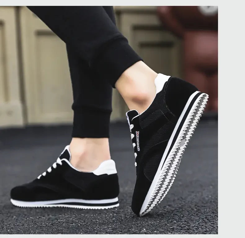 Sneakers Shoes Men New Men's Shoes Summer New Mesh Sneaker Casual Hiking Soft Sole Fashion Jogging Shoes Zapatillas Hombre