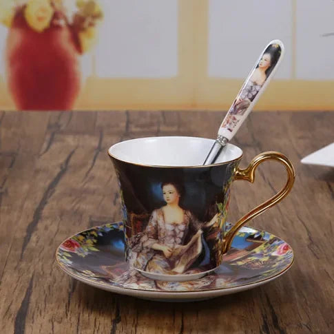 Bone Coffee Sets Vintage Porcelain Tea Set Luxury Ceramic Coffee Pot Coffee Cups And Saucers Sugar Bowl Milk Jug Wedding Gift.