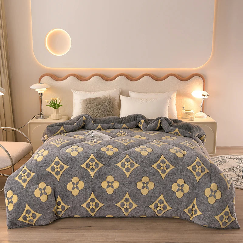 1Pc Snowflake Velvet Skin-Friendly Milk Velvet Quilt Quilt Core Suitable for Bedroom Apartment Winter Thickeneded Warm Comfortable Fashion Print Ins Style 1.5/1.8/2/2.2m Bed.