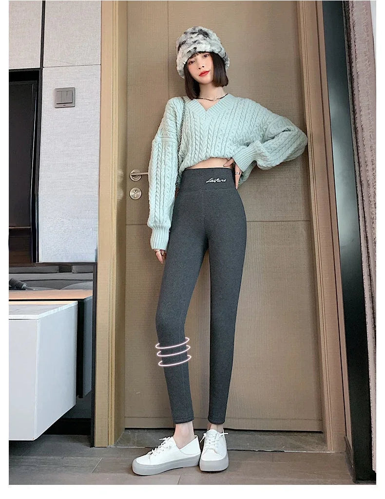 Winter Warm Leggings Women Adding Velvet and Thickening Leggings Small Feet Pencil Pants Outdoor Wearling Casual Stretchy Pants.