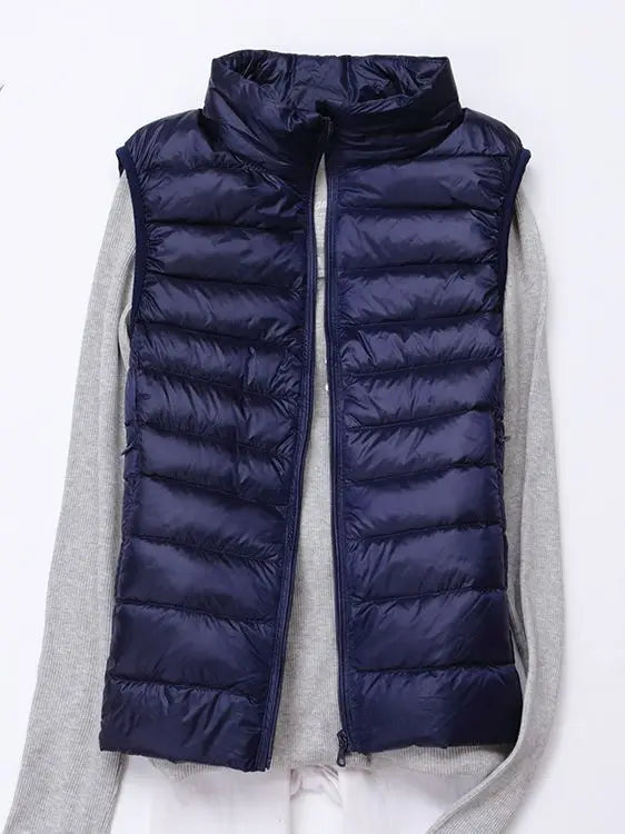 0-10 ℃   Frauen Westen Herbst Winter Ultra Licht Ente Unten Weste Weibliche Dünne Ärmellose Jacke Winddicht Warme Puffer Weste 4XL