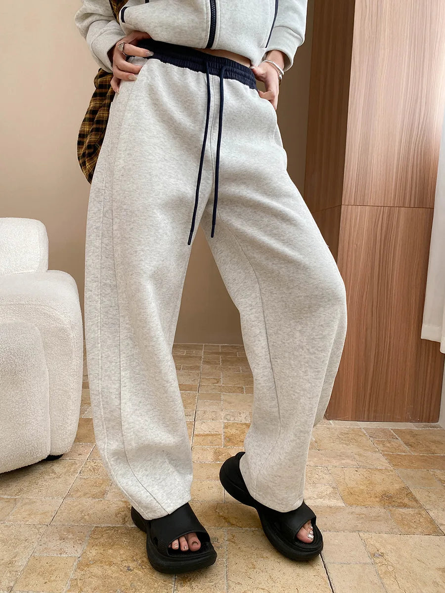 Spring and Autumn Women's Casual Solid Color Loose Hooded Sweatshirt+High Waist Loose Pants Set.