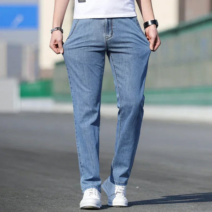 2025 sommer Neue männer Lose Grau Jeans Mode Lässig Stretch Gerade bein Denim Hosen Männlich Hellblau männer Hosen