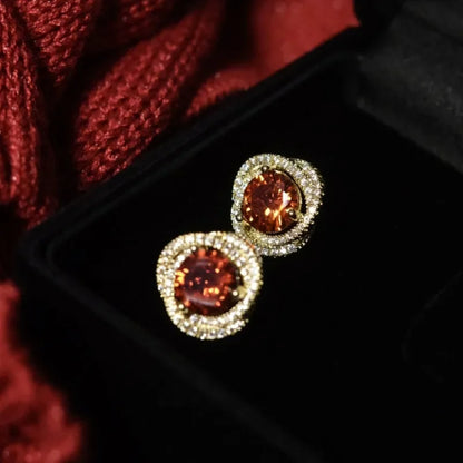 Uorich Light Luxury French Retro Inlay Burgundy Zircon Studs Earring for Women Design Not Easy To Fade Ear Studs Jewelry Gifts.