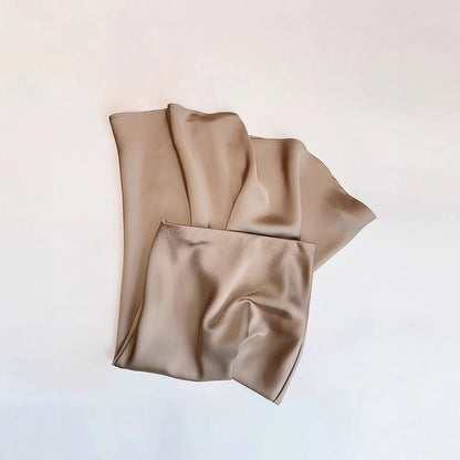 French Style Chic Women's Acetic Acid Satin Flowy High Waist Hip Hugging Skirt for Spring/Summer Fishing Tail Skirt A-line Skirt.