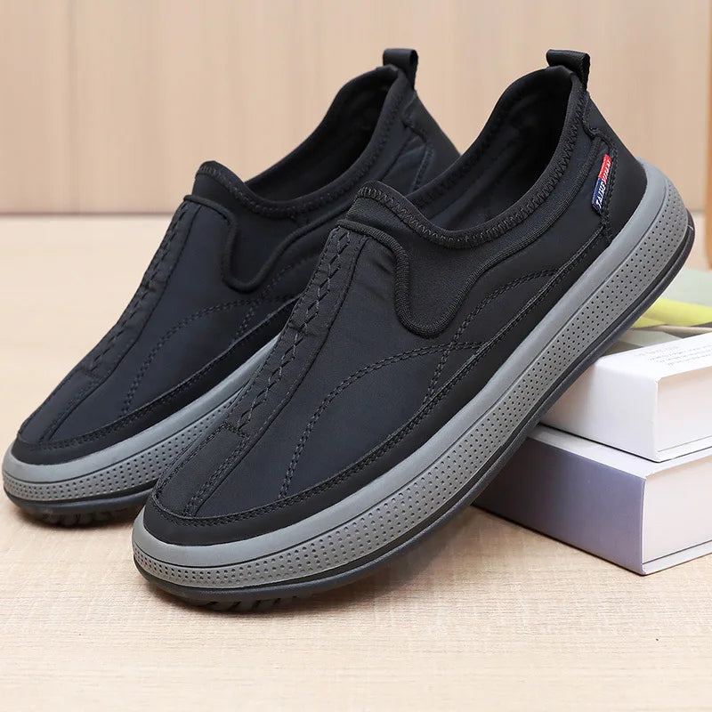 Casual Men's Cloth Shoes Outdoor Men Sports Shoes Comfortable Wear-resistant Soft Bottom Sneakers Light Anti-Slip Walking Shoes