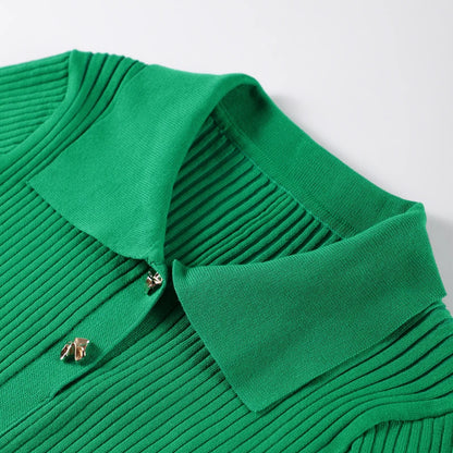 Frauen solide plissierte Saum Patchwork langes Kleid elegante Rundhals ausschnitt kurze Ärmel einreihige Dame Roben 2024 Sommer Streetwear.