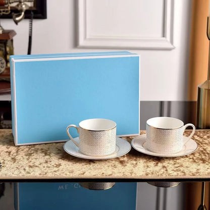 Red, Blue, Gray Tiger Series  Animal Images Bone Porcelain Coffee Cup Plate European Afternoon Tea Cup and Saucer Set Gift Box