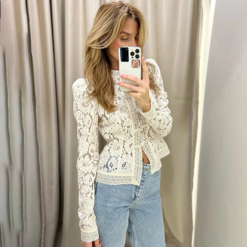 Tuularose Luxury Lace Blouse Fashion Lace Print Single Breasted Slim Shirt Vintage Elegant Party Looks Summer Women Blouse Tops.