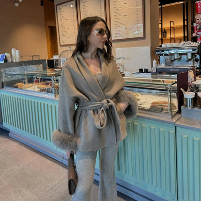 Graue Damenjacke mit Schnürung und Fuchspelzärmeln, eleganter mittellanger Wollmantel mit V-Ausschnitt, 2025, Herbst, lässige Mode, Pendler-Outwear