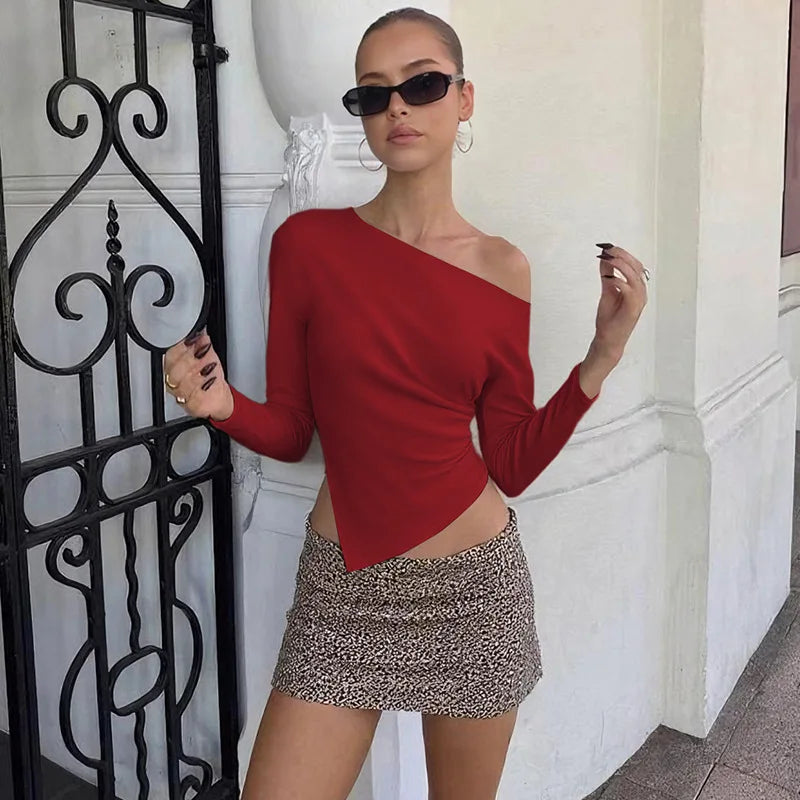 Women Casual Top Fashion Slim Slit Long Sleeve Pullover Top Sexy Strapless Pleated New Party Looks Top Female Streetwear.