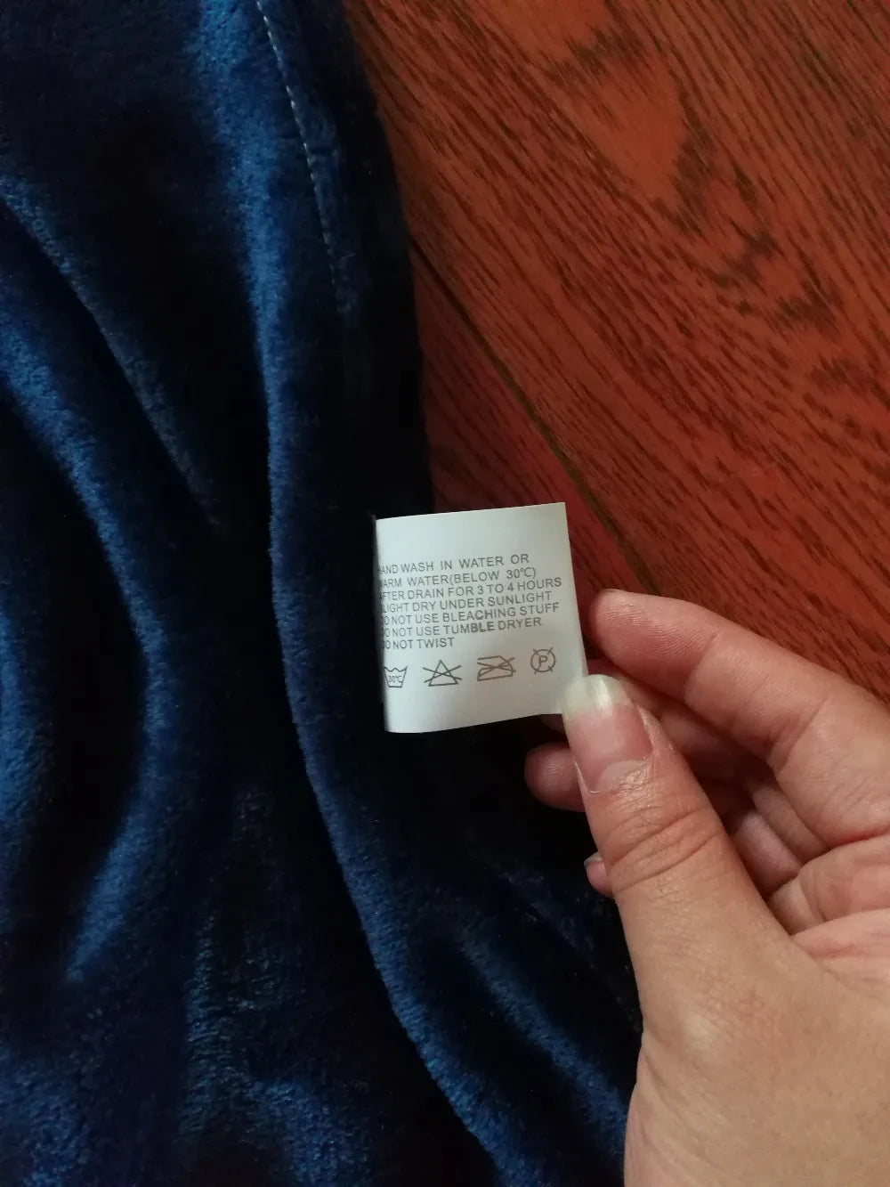 230GSM Coral Fleece Flannel Blankets For Beds Solid Blue Pink Soft Warm Thin Bedspread Sofa Cover Faux Fur Plaid Blanket.