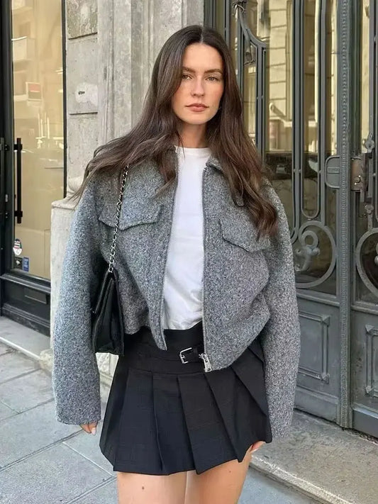 TRZA Frauen Mode Patch Taschen Mit Klappen Abgeschnitten Jacke Mantel Vintage Langarm Front Zipper Weibliche Oberbekleidung Chic Tops