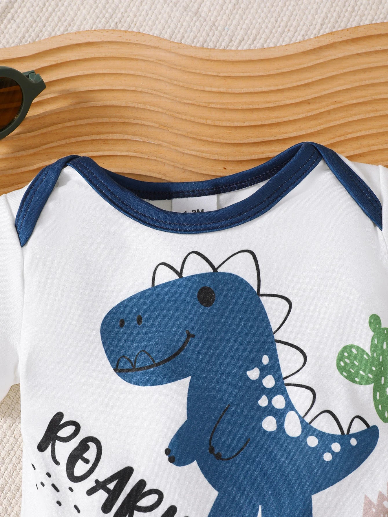 Sommer-Set für 0–18 Monate alte Babys, Dinosaurier-Aufdruck, kurzärmelig und Shorts, Set für Neugeborene, Jungen, lässiger Stil.