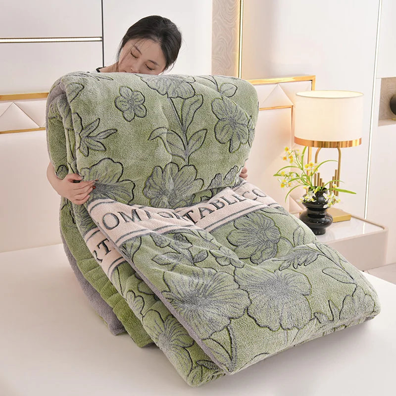 1Pc Snowflake Velvet Skin-Friendly Milk Velvet Quilt Quilt Core Suitable for Bedroom Apartment Winter Thickeneded Warm Comfortable Fashion Print Ins Style 1.5/1.8/2/2.2m Bed.