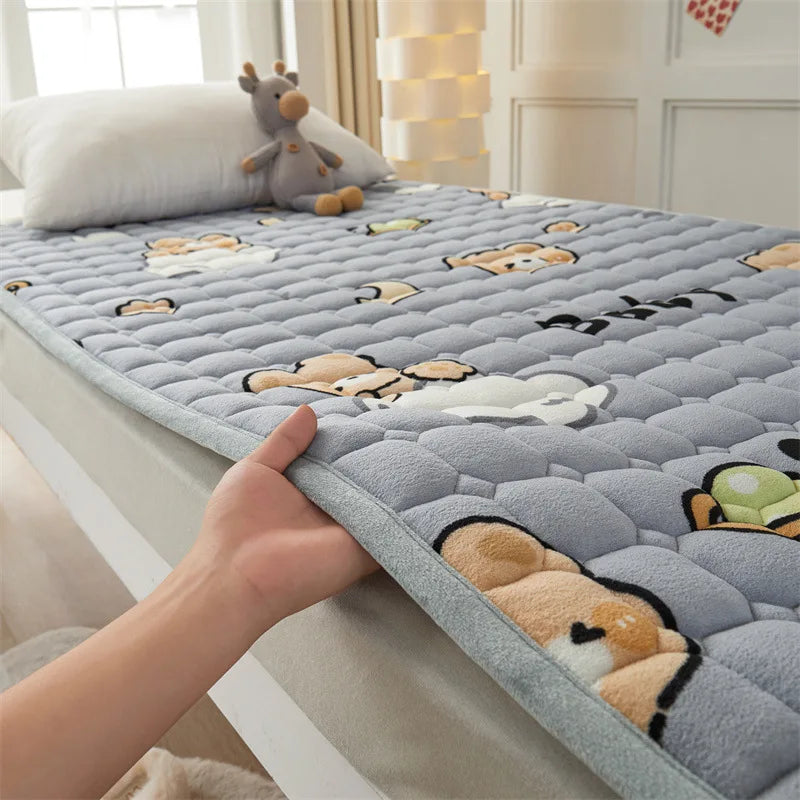 Winter Dormitory Soft Mattress Toppers Thick Warm Coral Velvet Bed Sheet Non-slip Mattress Cover Thin Bed Pad Tatami Floor Mat