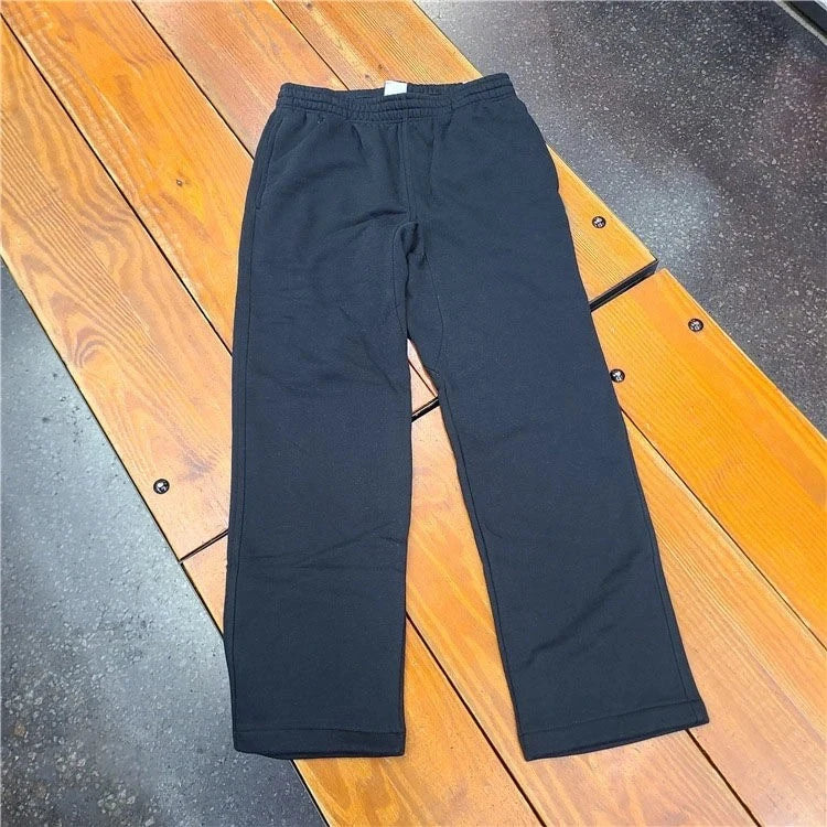 Y2k Retro Cross Shield Embroidery Pattern Baggy Pants Men Clothing Streetwear Casual Harajuku Couple Sweatpants Gothic Joggers.