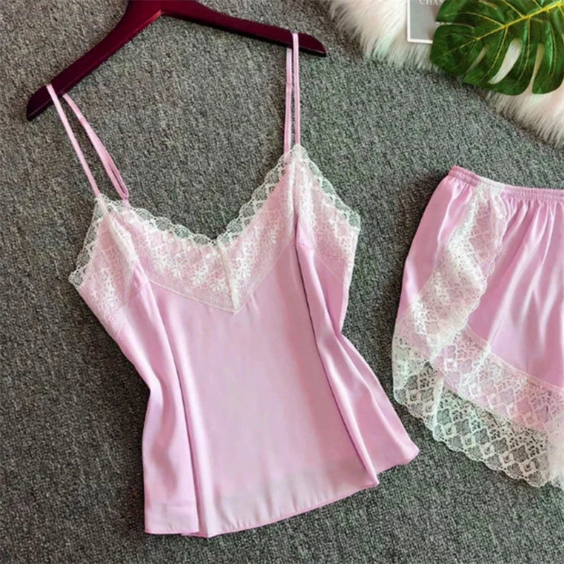 Sexy Spitze Spleißen Hosenträger lose Shorts zweiteiliges Pyjama-Set für Frauen.