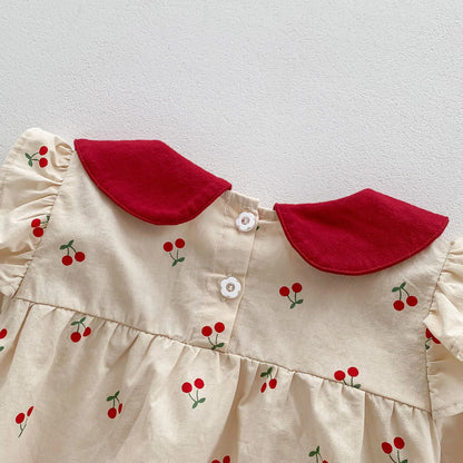 Neue 2025, Herbst Baby Kleidung Süße Kirsche Gedruckt Mädchen Body Neugeborenen Peter Pan Kragen Prinzessin Kleidung Kleinkind Ein Stück.