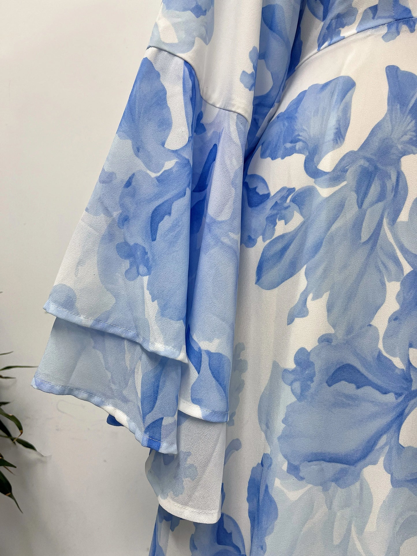 Ramadan kebaya Muslim women's chiffon print flared sleeve dress headscarf two-piece set.