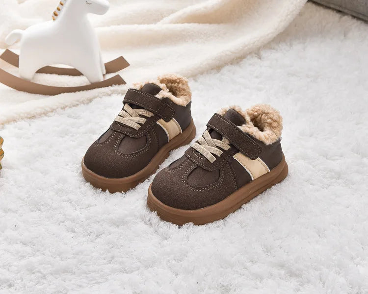 2025 Winter New Pulsh Fashion Trend Casual Sports Shoes for Childrens Anti Slip Warm Boys' Shallow Mouth Versatile Snow Sneakers