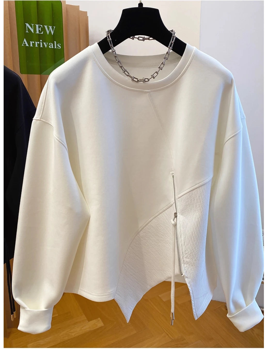 Autumn and Winter Women's Pullover Round Neck Hoodie Lazy Style Splicing Design Loose Long Sleeve Tops.