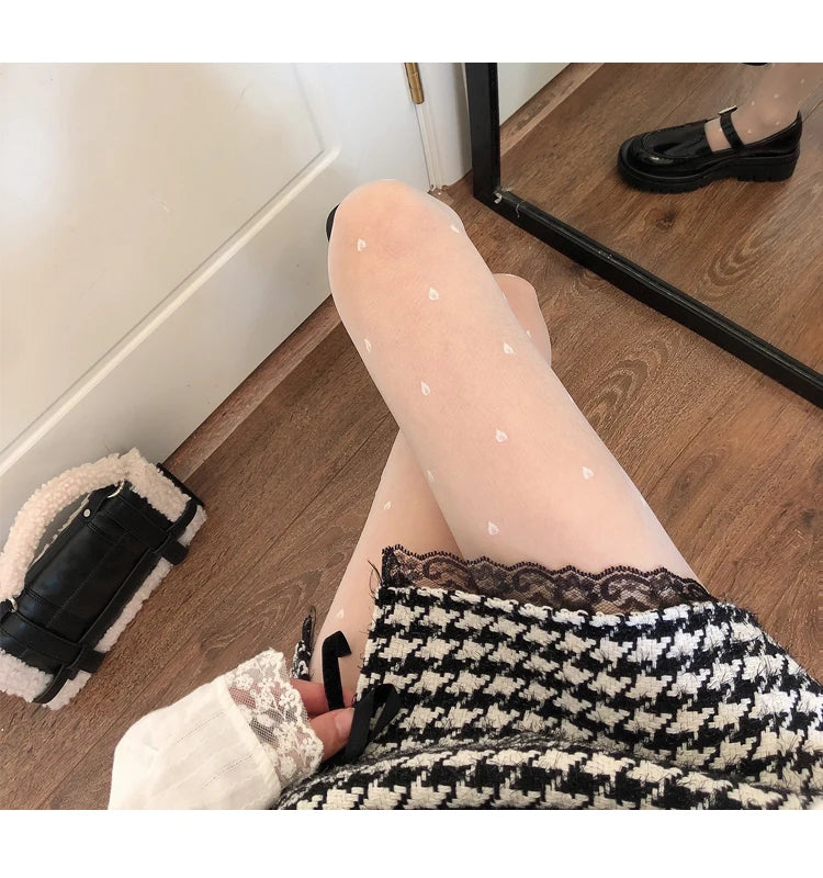 Sexy Women Pantyhose Tights Seamless Sexy Lace Mesh Fishnet Pantyhose Summer Nylon Polka Dot Print Tight Stocking Female Hosiery.