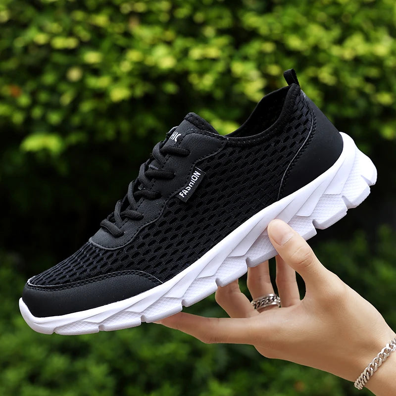 New Running Shoes for Men Comfortable Sports Shoes Lightweight Fashion Summer Plus Size 38-48 Breathable Sneakers for Men.