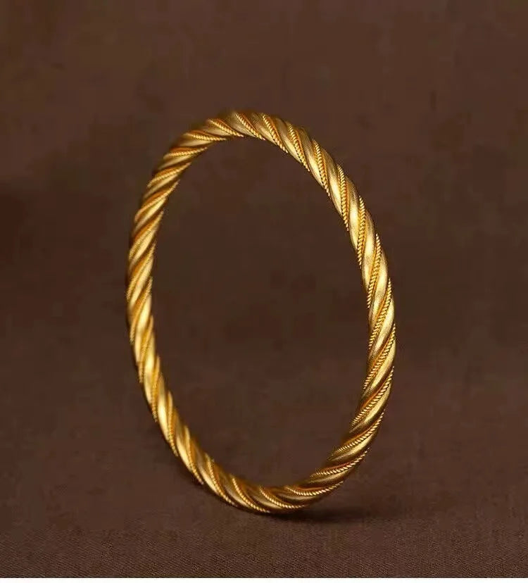 Real 18k Golden Fried Dough Twists Bracelet for Woman 18K No Demolding Fine Jewelry Luxury High-quality Bracelet.
