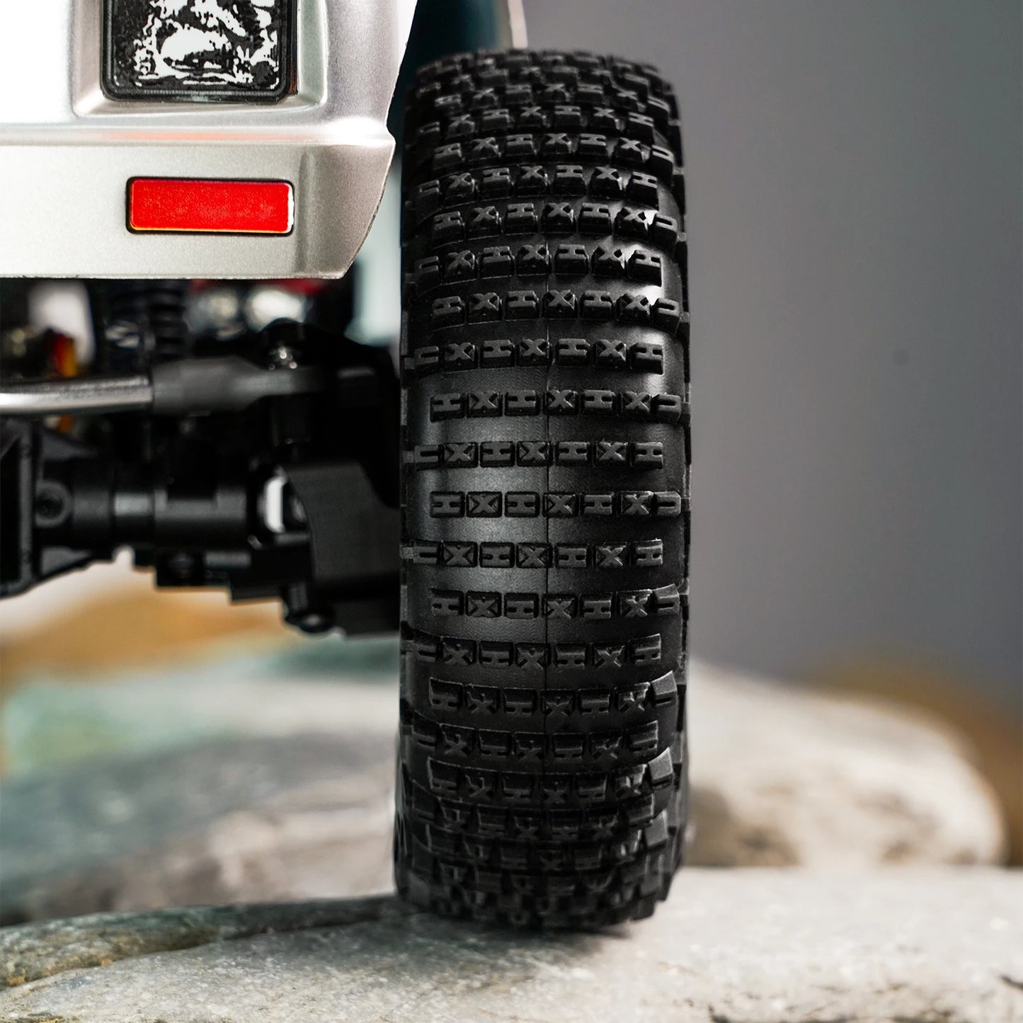 INJORA S5 122*36mm 1.9" XHX Pin Wheel Tires for 1/10 RC Crawler Car (T1923).