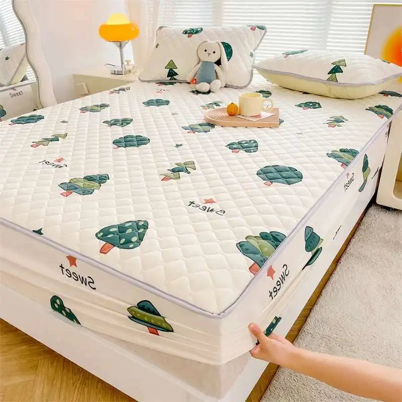 Quilted Mattress Cover 150x200cm - Thick Skin-Friendly Fitted Sheet, 매트리스커버 Breathable Bed Covers (Pillowcase Sold Separately).