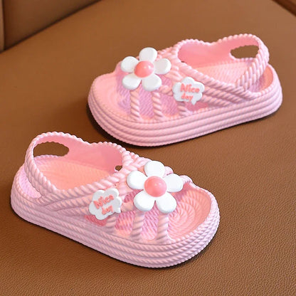 2025 New Children's Slippers Summer Girls and Boys Bathroom Home Anti slip Beach Shoes Soft Soled Baby Sandals.