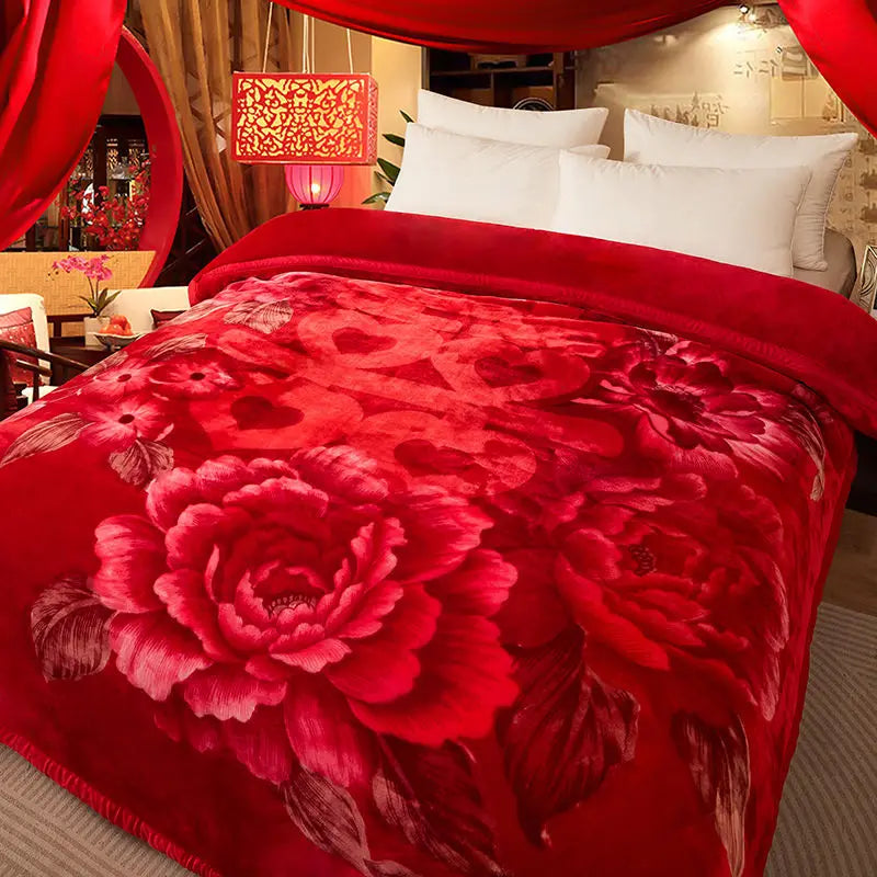 Red Rose Pattern Plush Blanket Upgraded Thickened Cold Resistant Quilt Multi Purpose Machine Wash Skin Friendly Bedding Sheet.