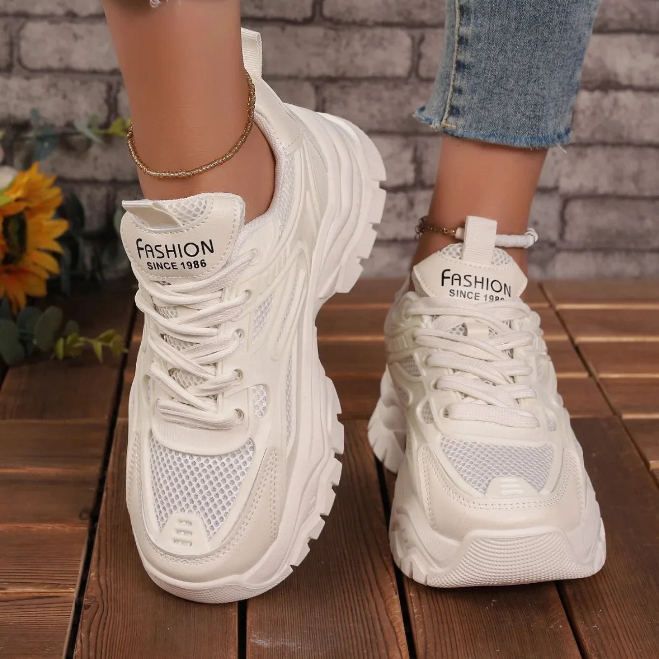 Women Sneakers 2024 New Fashion Chunky Sneakers Women Outdoor Tennis Platform Sports Shoes for Women Lightweight Designer Shoes.