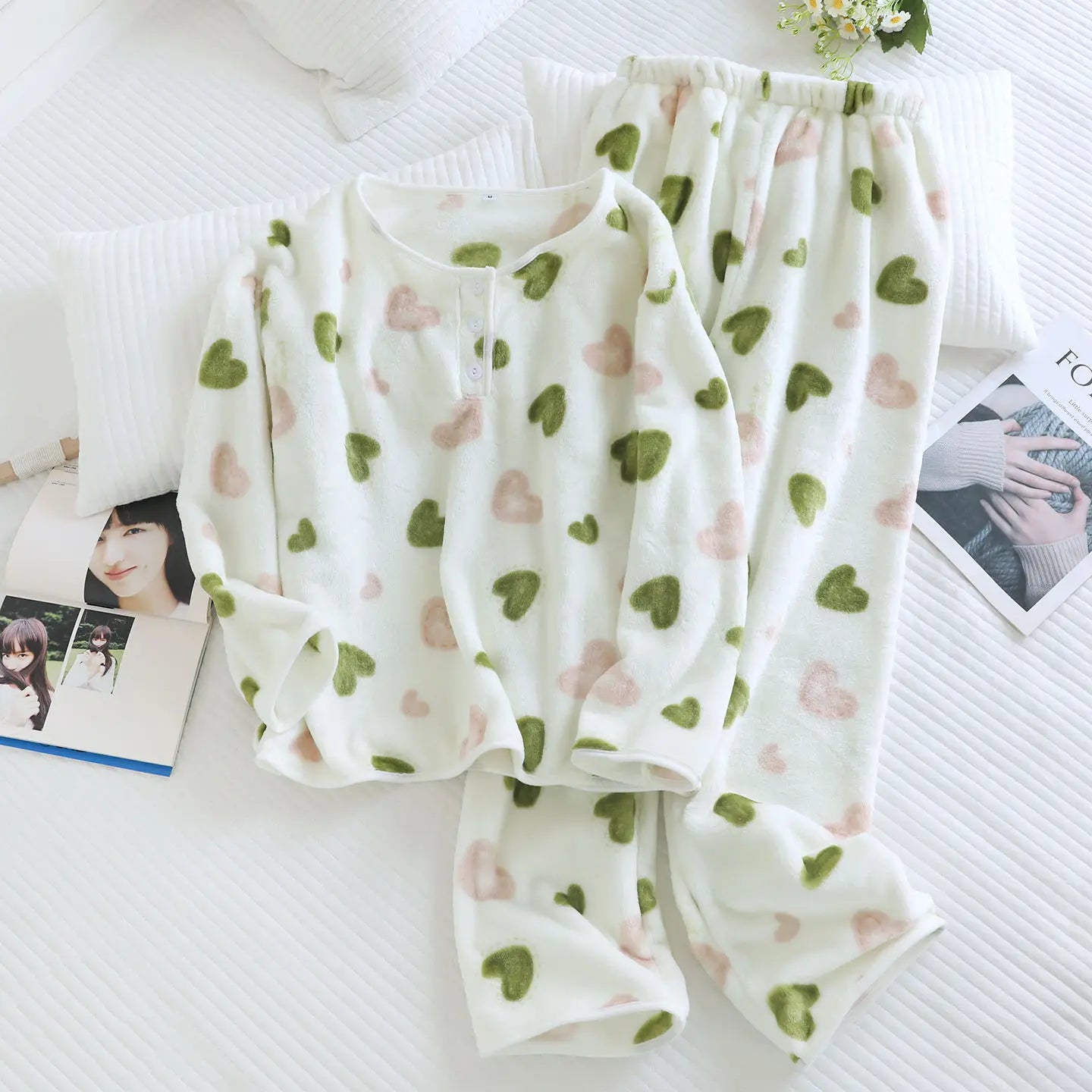 2025 New Winter Women's Pajama Set with Thickened Fleece and Flannel Warm Head Cartoon Comfortable Home Clothing Set Pijama