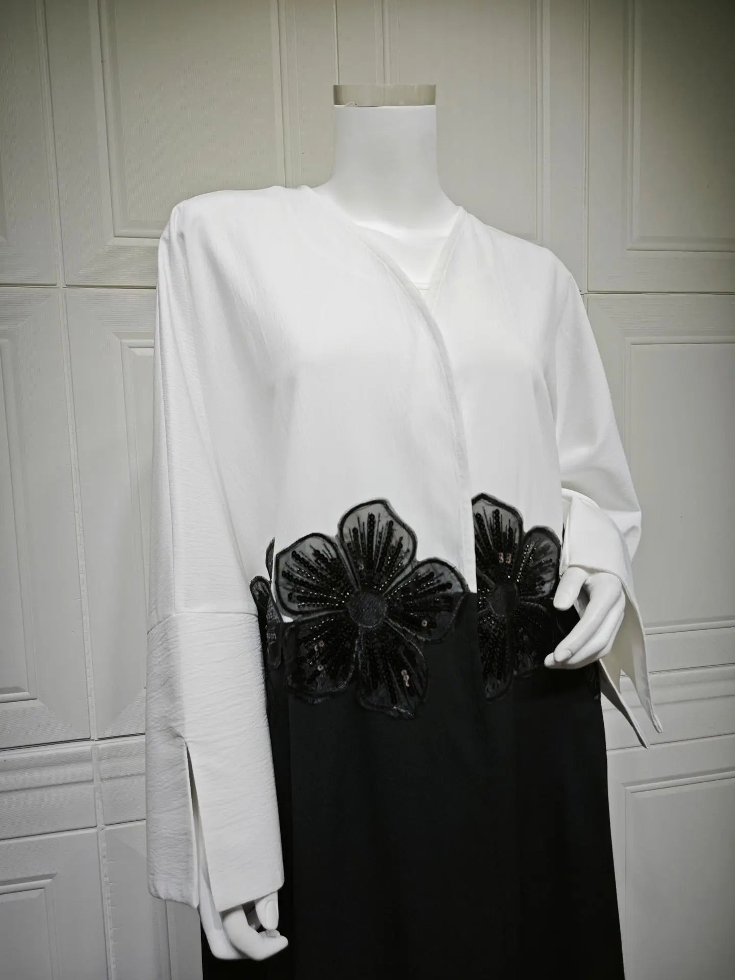 Eid Dubai Open Abaya Appliques Kimono Cardigan Women Muslim Dress Turkey Kaftan Kebaya Caftan Marocain Femme Robe Islam Jalabiya.