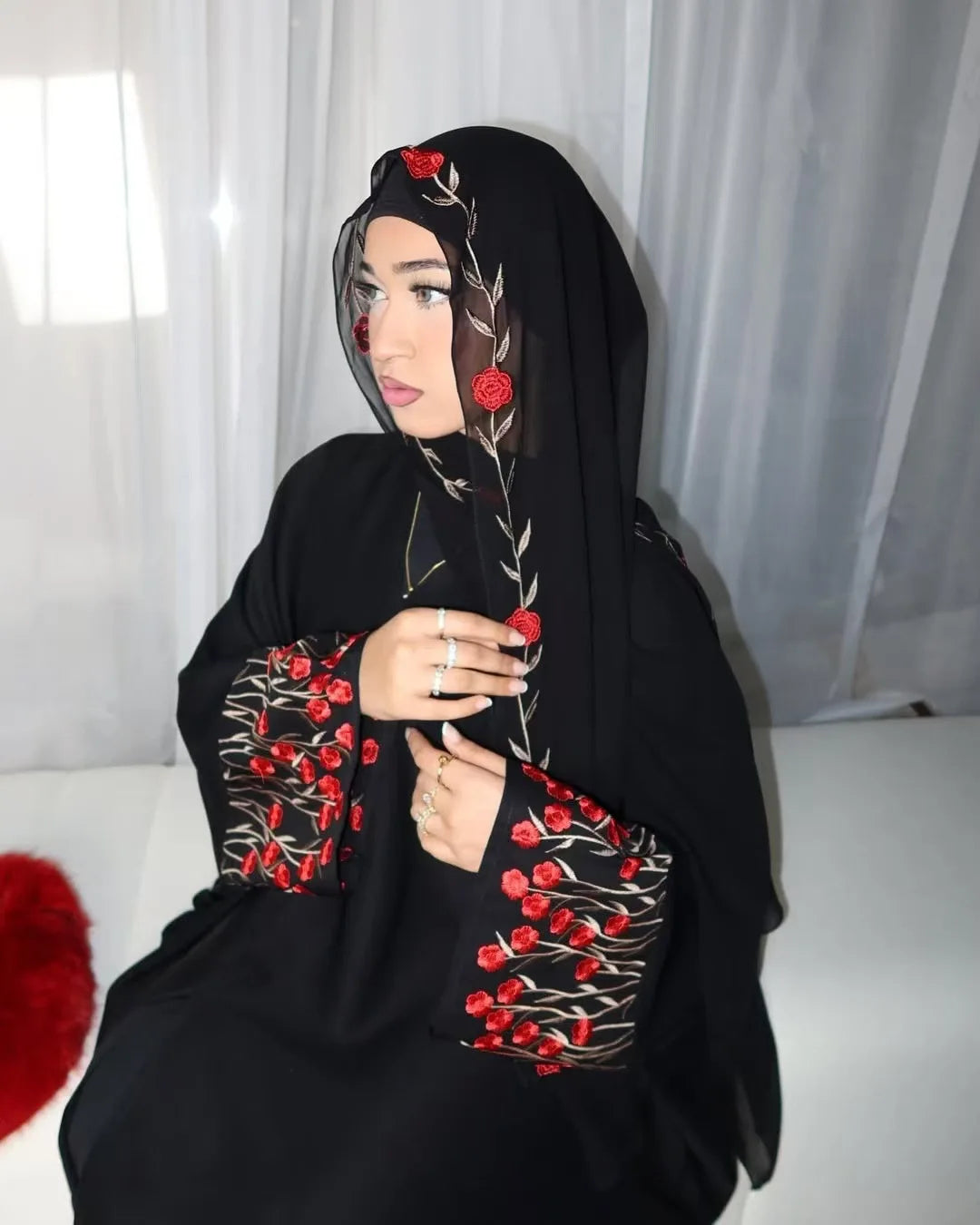 Islamic Clothes Black Flower Embroidery Abayas for Women Dubai Cardigan Muslim Saudi Open Abaya Kimono Luxury Hijab Dress Kaftan.