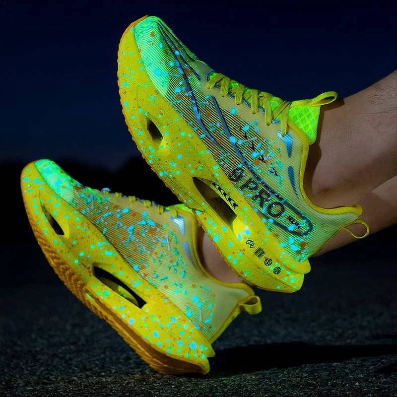 New Soft Sole Cushioning Men's Running Shoes for Women High-quality Road Jogging Shoes Light Comfy Sneakers Reflective Night Run.