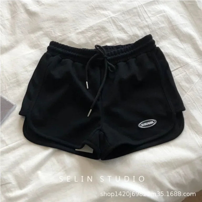 Shorts Women Summer A- shaped Slim Fit Versatile Loose Chili Girl Pants Summer Outdoor Casual Sports Fat Mm Three-piece Hot Pant.