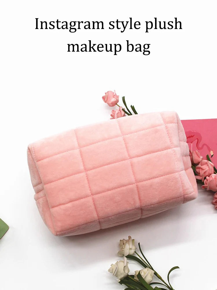 Cute Plush Makeup Bag for Women Portable Travel Small Cosmetic Bags Solid Color Zipper Toiletry Bag Washing Pouch Storage Bags.
