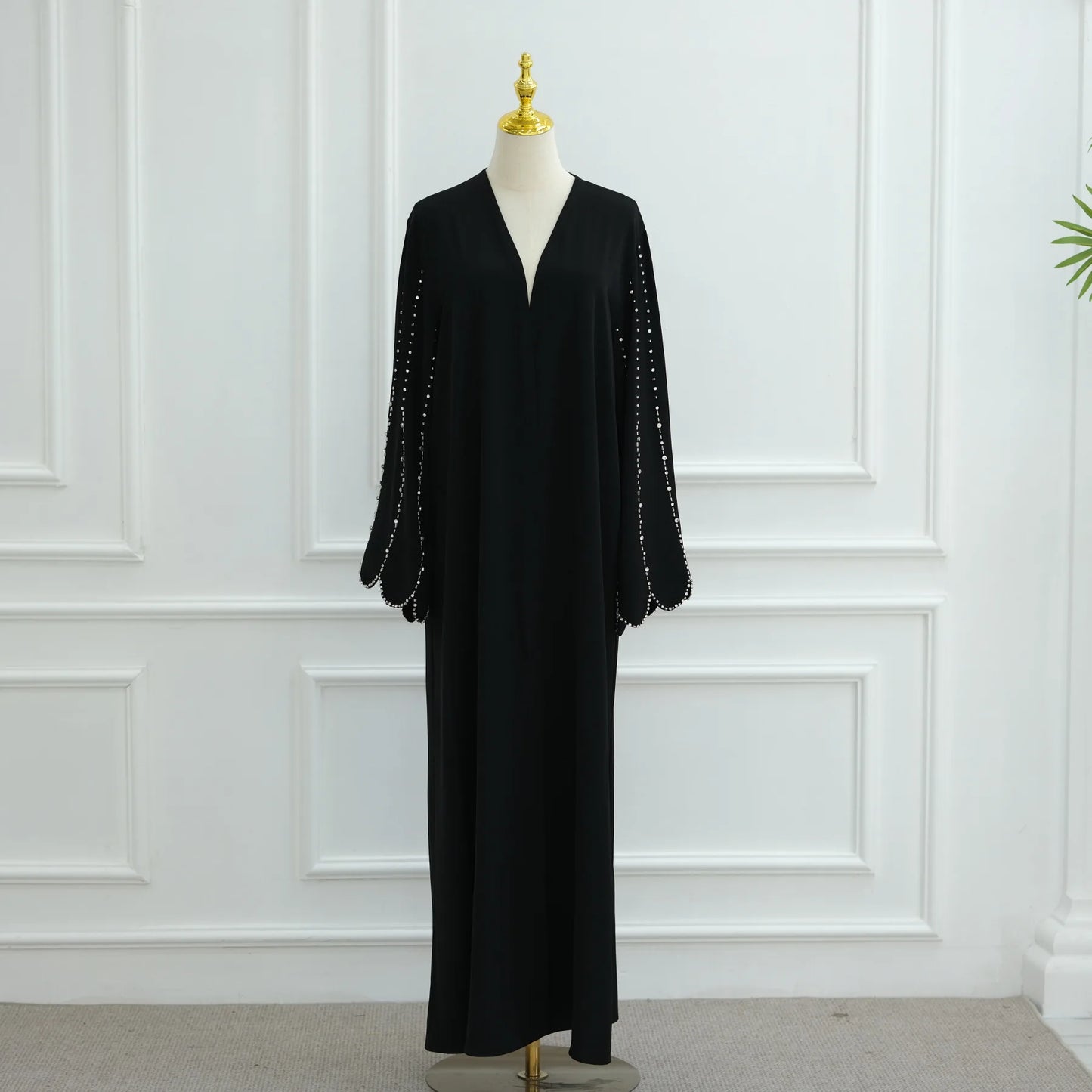 Middle Eastern Modest Dress with Pearl Sleeve for Muslim Women Ramadan Dubai Black Abaya Islam Party Jalabiya Outfit Turkey Robe.
