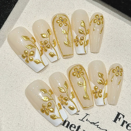10pcs Handmade Autumn Press On Nails Mid-length Ladder Gold Foil Flower Tips Fake Nail White French Style False Nail For Women.