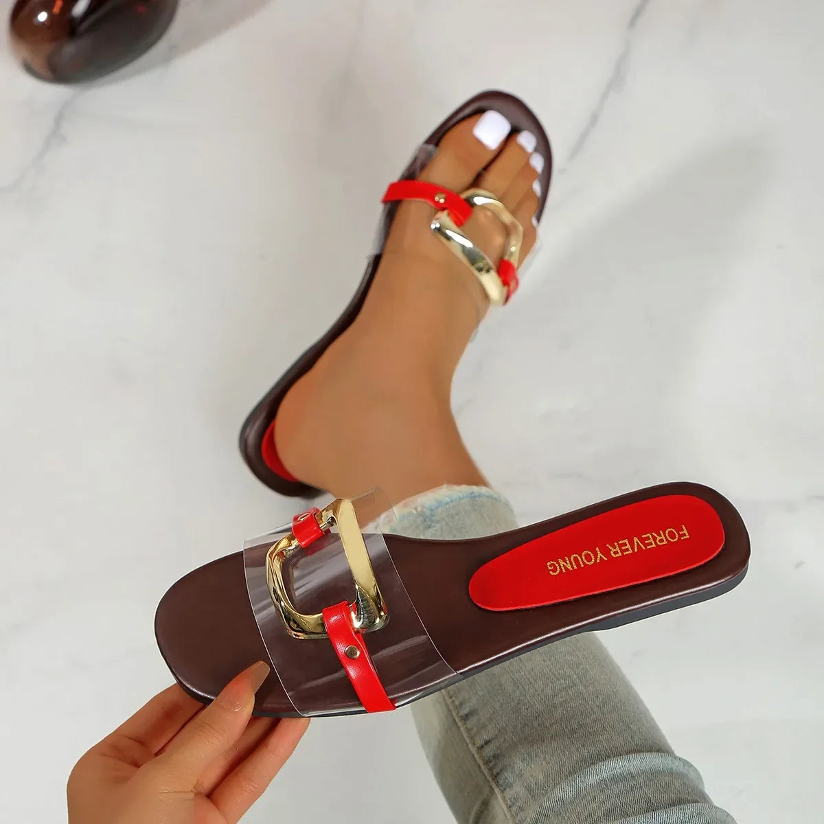 Summer 2025 New Women's Large Fashion Sandals and Slippers Summer New Flat Metal Strap Sandals.