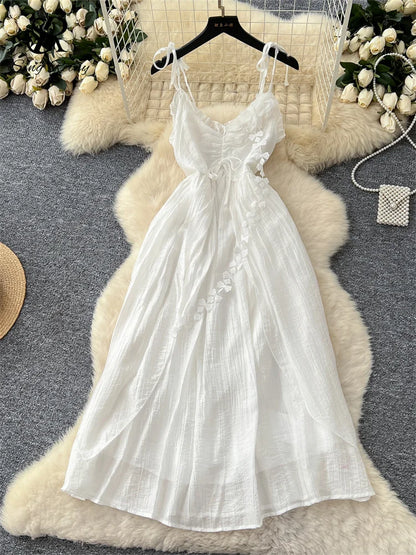 SINGREINY 2025, süßes Sommerkleid für Damen, Spaghettiträger, plissiert, 3D-Blumenmuster, schickes Sommerkleid, Fairycore, unregelmäßiges Kleid