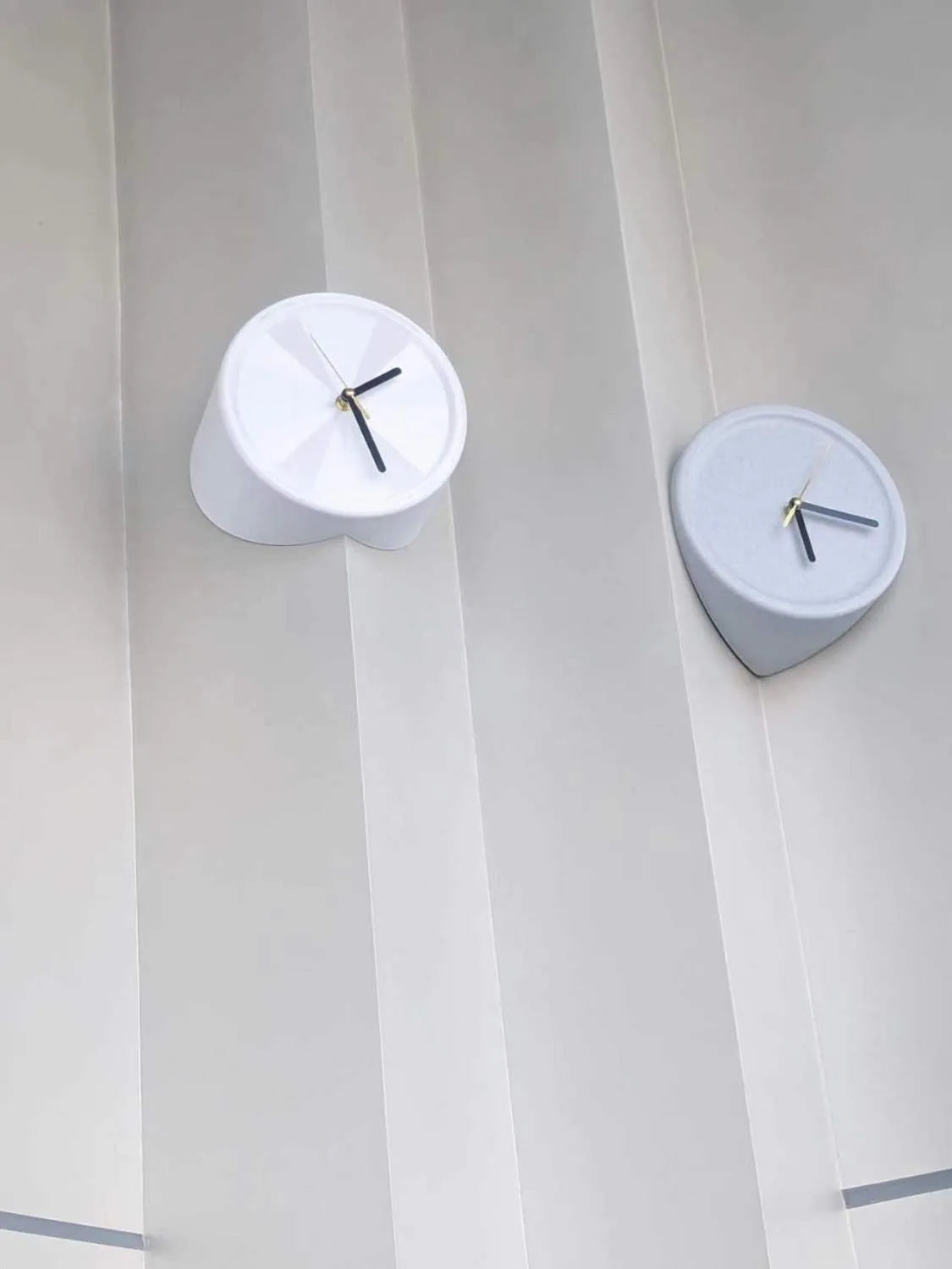 3D-Druck Eckwanduhr ohne Perforationen Einfache stille Wanduhr DIY Malkunst Dekoration Kleine Raumdekoration