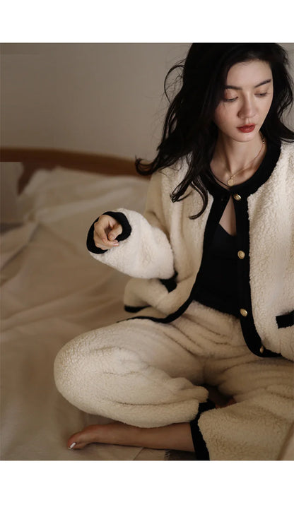 Winter Women Warm Fashion Pajama Sets Sweet   Elegant French Style Girlish Leisure Thicken Flannel Comfort Pajamas.
