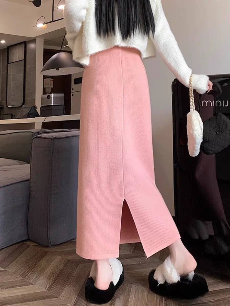 2025 New Thick Knit Midi Skirt High Waisted Straight Hem Bodycon Pencil Skirts for Petite Women Cozy Fall Winter Fashion.