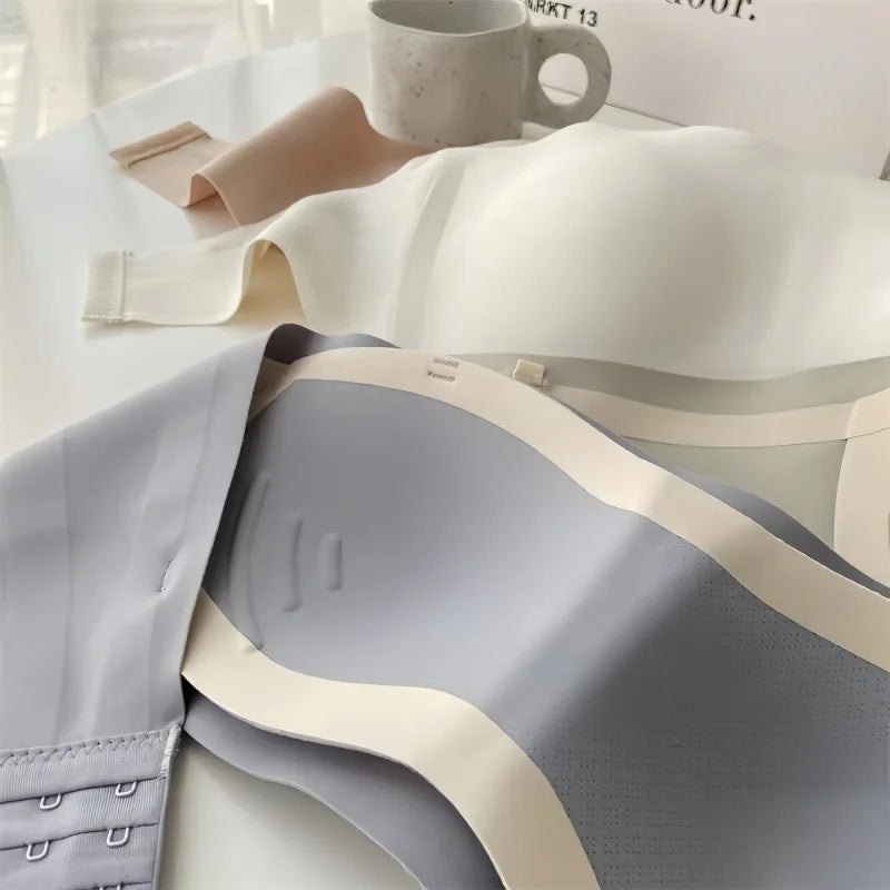 2Pcs/Set Strapless Bras For Women Push Up Bra Non-wire Bra Glossy Brassiere Seamless Underwear 1/2 Cup Padded Sexy Lingerie.