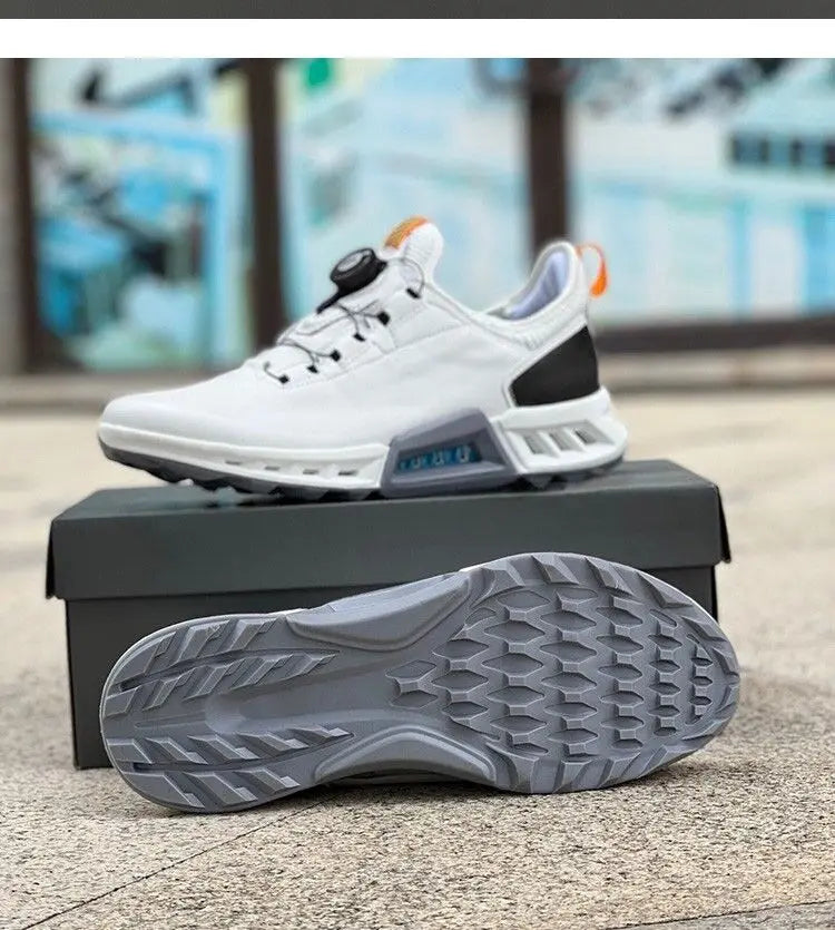 New Golf Shoes for Men Genuine Leather Golf Training Mens Black White Athletic Shoes Man Brand Golf Sneakers Man.