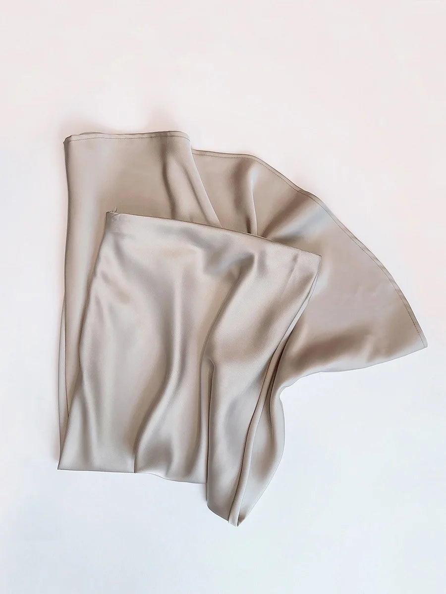 French Style Chic Women's Acetic Acid Satin Flowy High Waist Hip Hugging Skirt for Spring/Summer Fishing Tail Skirt A-line Skirt.